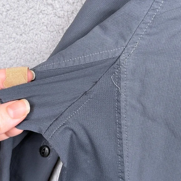 Kuhl Shirt Mens M Gray Invoke Performance Button Up Roll Tab Hike Camp Outdoor - Picture 9 of 15